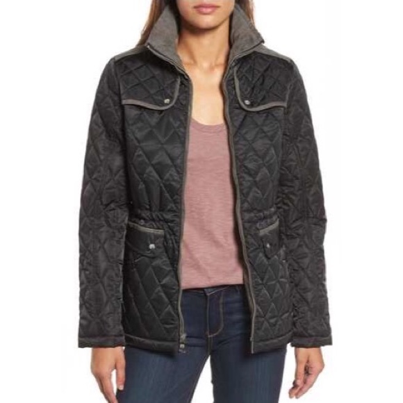 Vince Camuto Jackets & Blazers - NWT Vince Camuto Black Mixed Media Quilted Jacket